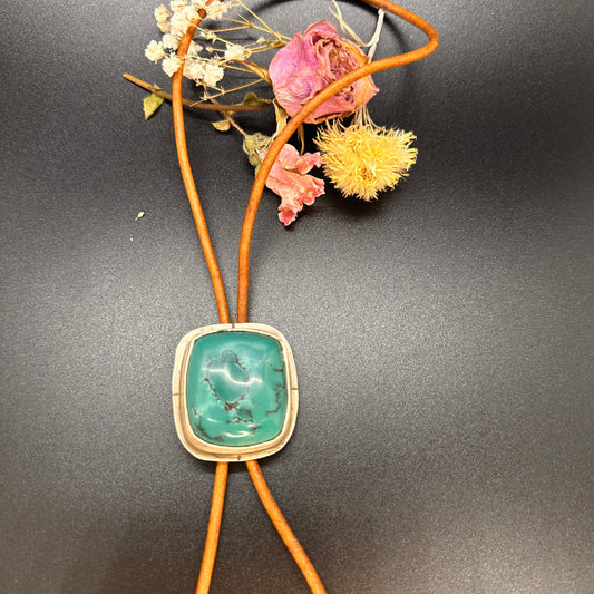 Vibrant Turquoise Bolo Tie