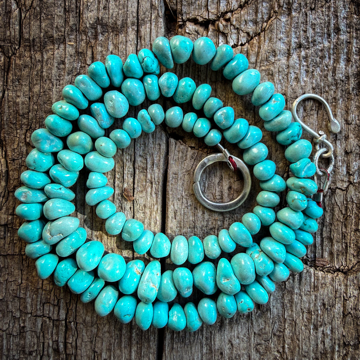 Lone Mountain Turquoise Beaded Necklace | Sterling Silver | 18"