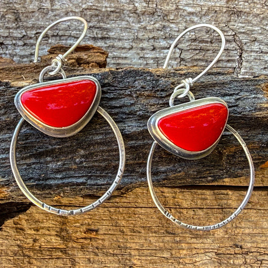 Red Rosarita triangle stones set on sterling silver hoop earrings, 1" in diameter, and 2 1/4" drop length